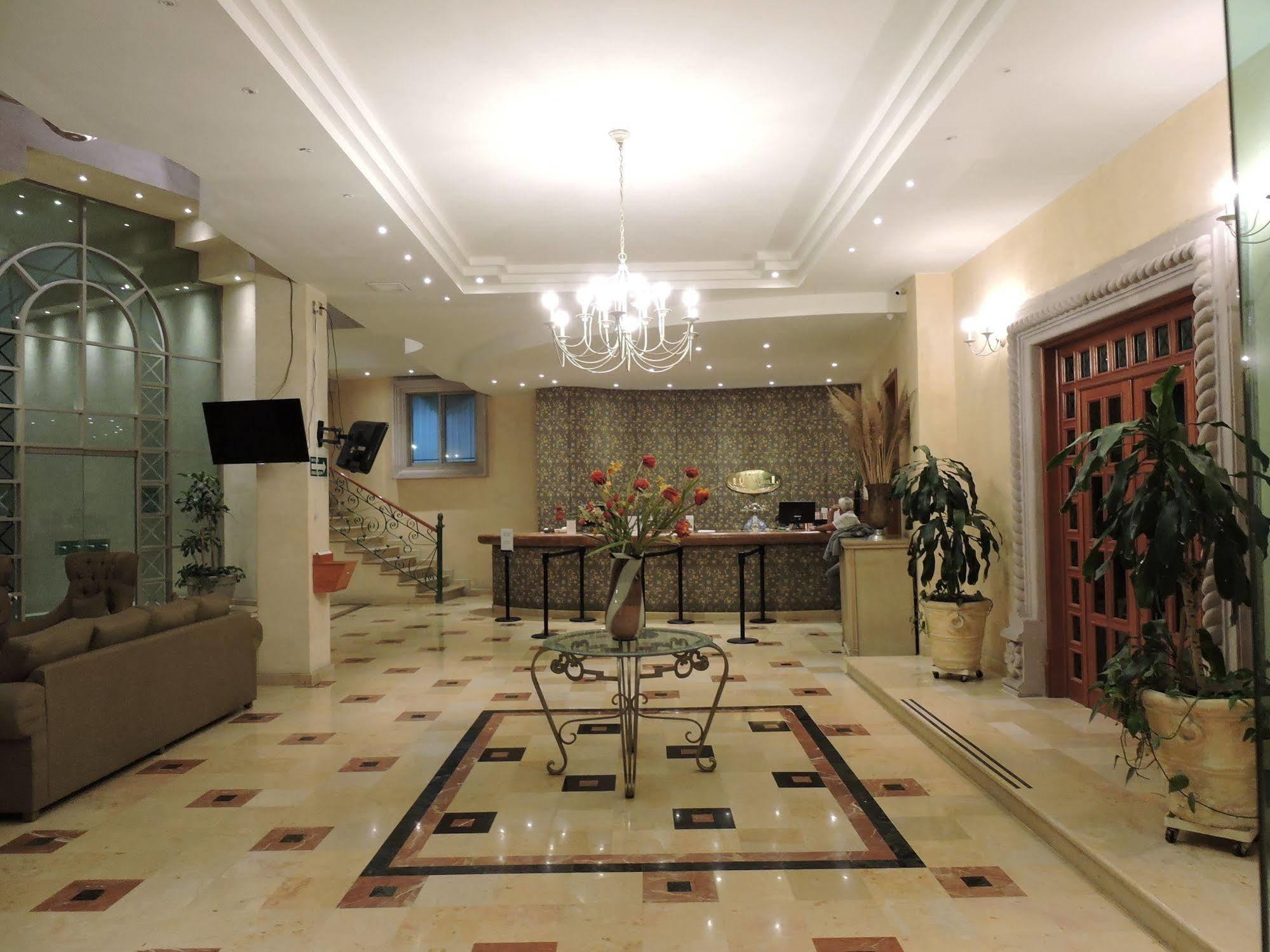 Hotel Quinta Cesar Сан-Хуан-де-лос-Лагос Екстер'єр фото